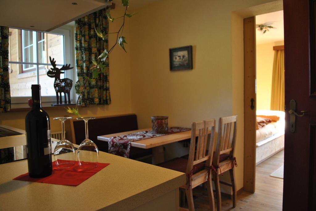 Romantik Pension Lehrberg Sankt Jakob in Haus Δωμάτιο φωτογραφία